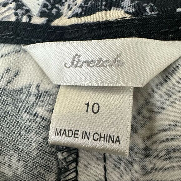 Christopher & Banks size 10 stretch pants - Picture 2 of 5